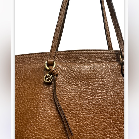 Gucci Pebble Leather Bree Tote - Picture 5 of 16